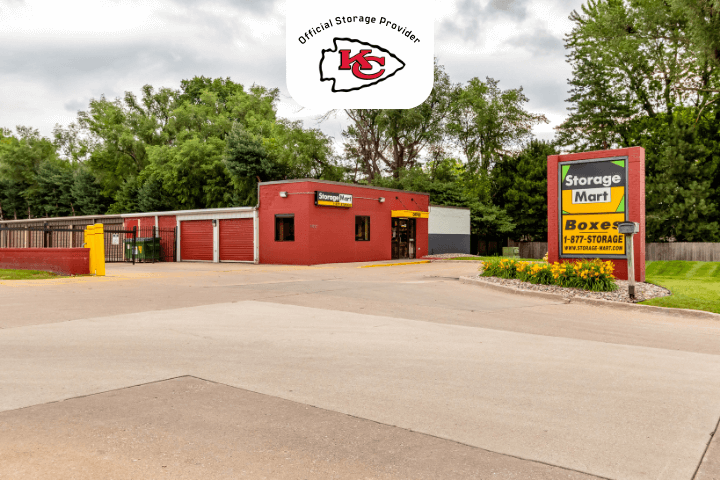 StorageMart in Urbandale, IA - Official Storage Provider for the Kansas City Chiefs